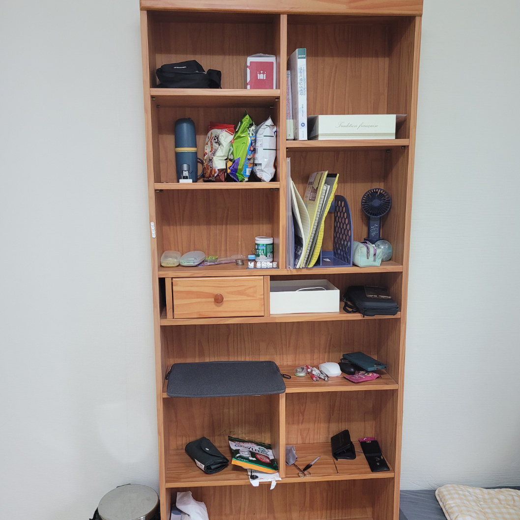 책장 리뷰 이미지